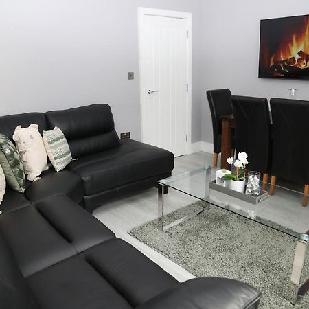 Homely 1-Bed Apartment In Бирмингем Экстерьер фото