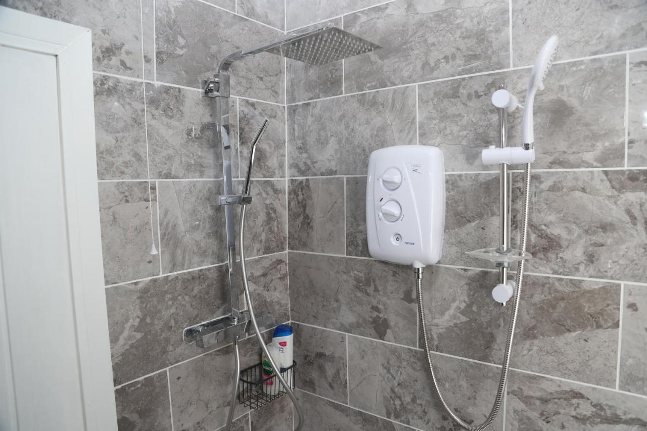 Homely 1-Bed Apartment In Бирмингем Экстерьер фото